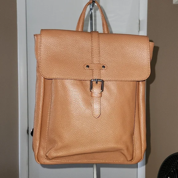 Silvano Borgatti | Bags | 33 Brown Leather Backpack Nwt  display picture 2